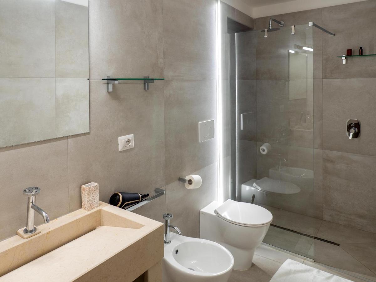 Lucente Rooms & Suites Ugento Exterior photo